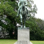 Reiterdenkmal Wilhelm I. auf dem Lindenplatz in Lübeck von Louis Tuaillon, Gesamtansicht