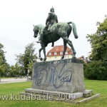 Reiterdenkmal Wilhelm I. auf dem Lindenplatz in Lübeck von Louis Tuaillon, Gesamtansicht