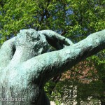 Frauenakt "Der Morgen" aus Bronze von Georg Kolbe aus dem Jahr 1925 in den Ceciliengärten, Detailansicht
