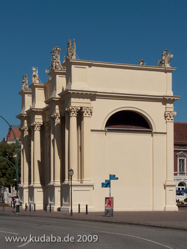 "Kleines Brandenburger Tor" in Potsdam, Gesamtansicht