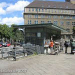 Wartehäuschen auf dem Breslauer Platz in Berlin Friedenau von Heinrich Lassen aus dem Jahre 1929 im Stil der Neuen Sachlichkeit, Gesamtansicht