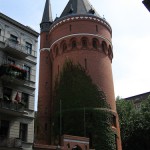 Wasserturm Tempelhofer Berg in Berlin-Kreuzberg im Stil des Historismus bzw. der Neogotik, Gesamtansicht