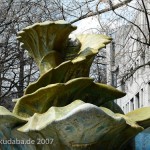 Majolika-Brunnen in Hannover von Hans Poelzig von 1922, Detailansicht