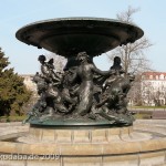 Brunnen "Stilles Wasser" in Dresden von Robert Diez, Gesamtansicht