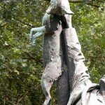 Denkmal "Fuchsjagd um 1900" von Wilhelm Haverkamp im Großen Tiergarten in Berlin-Mitte von 1904, Detailansicht des Fuchses