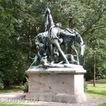 Denkmal "Fuchsjagd um 1900" von Wilhelm Haverkamp im Großen Tiergarten in Berlin-Mitte von 1904, Gesamtansicht