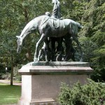 Denkmal "Fuchsjagd um 1900" von Wilhelm Haverkamp im Großen Tiergarten in Berlin-Mitte von 1904, Gesamtansicht