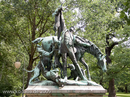 Denkmal "Fuchsjagd um 1900" von Wilhelm Haverkamp im Großen Tiergarten in Berlin-Mitte von 1904, Detailansicht der Skulpturengruppe