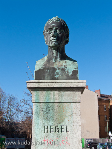 Hegel-Denkmal in Berlin-Mitte von Gustav Blaeser von 1870, Detailansicht