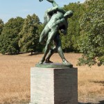 Bronzeskulptur "Ringergruppe" im Volkspark Rehberge in Berlin-Wedding von Wilhelm Haverkamp von 1906, Gesamtansicht