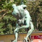 Bronzeskulptur "Ringergruppe" im Volkspark Rehberge in Berlin-Wedding von Wilhelm Haverkamp von 1906, Gesamtansicht