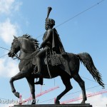 Reitdenkmal Ernst-August I. auf dem Bahnhofsvorplatz in Hannover von Christian Daniel Rauch und Albert Wolff von 1861, Detailansicht der Reiterskulptur