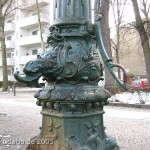 Schwengelpumpe in der Schlossstraße in Berlin-Charlottenburg, Detailansicht