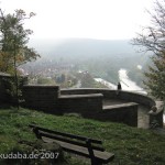 Blick über die Weserliedanlage herunter auf die Stadt Hann.-Münden