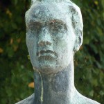 Skulpturen-Gruppen "Menschenpaar" von Georg Kolbe am Maschsee in Hannover, Detailansicht vom Männerkopf