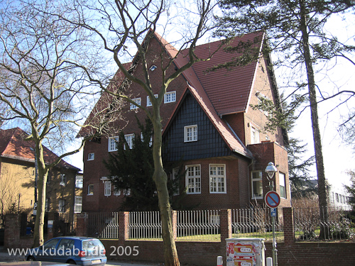 Haus Auhagen in Berlin-Dahlem von Heinrich Lassen in Gesamtansicht