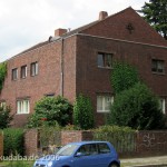 Haus im Winkel 37, in Berlin-Dahlem von Wilhelm Fahlbusch 1927 - 1928 gebaut, Gesamtansicht