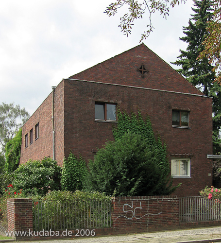 Haus im Winkel 37, in Berlin-Dahlem von Wilhelm Fahlbusch 1927 - 1928 gebaut, Gesamtansicht