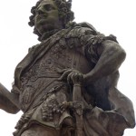 Denkmal des Großen Kurfürsten Friedrich Wilhelm Johann Georg Glume auf dem Schleusenplatz in Rathenow, Detailansicht von der Standfigur
