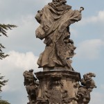 Denkmal des Großen Kurfürsten Friedrich Wilhelm Johann Georg Glume auf dem Schleusenplatz in Rathenow, Detailansicht mit dem großen Kurfürst, Rückseite