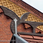 Der Kaiserbahnhof in Rathenow, erbaut 1913 im skandinavisch-norwegischen Stil, Detailansicht vom Dach