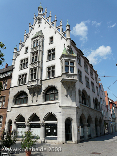 Bankgebäude in Ulm im Stil der Neorenaissance, Gesamtansicht