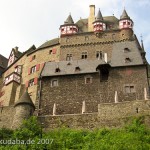 Burg Eltz, Ansicht aus dem Tal