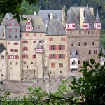 Burg Eltz, Gesamtansicht