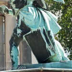 Denkmal "Genius mit Fackel" von Albert Wolff von 1876 in Berlin-Schöneberg, Detailansicht der Skulptur