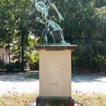 Denkmal "Genius mit Fackel" von Albert Wolff von 1876 in Berlin-Schöneberg, Gesamtansicht