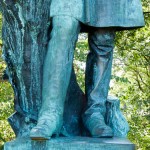 Jahndenkmal in der Hasenheide in Berlin-Neukölln von Erdmann Encke von 1869, Detailansicht der Standfigur