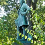 Jahndenkmal in der Hasenheide in Berlin-Neukölln von Erdmann Encke von 1869, Gesamtansicht der Standfigur