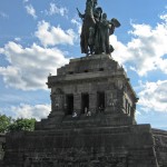 Das Reiterstandbild des Kaiser Wilhelm I. auf dem Deutschen Eck in Koblenz, Gesamtansicht