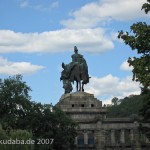 Das Reiterstandbild des Kaiser Wilhelm I. auf dem Deutschen Eck in Koblenz, Ansicht der Rückseite