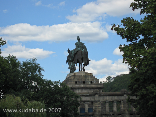 Das Reiterstandbild des Kaiser Wilhelm I. auf dem Deutschen Eck in Koblenz, Ansicht der Rückseite