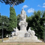 Goethe-Denkmal in Rom, Villa Borghese, von Gustav Eberlein entworfen und Valentino Casali ausgeführt, Enthüllung des Denkmals 1904, Gesamtansicht