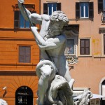 Neptunbrunnen auf dem Piazza Navona in Rom, Ansicht des Neptuns mit dem Oktopus