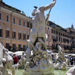 Neptunbrunnen auf dem Piazza Navona in Rom, Ansicht des Neptuns mit dem Oktopus