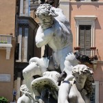 Neptunbrunnen auf dem Piazza Navona in Rom, Ansicht des Neptuns mit dem Oktopus