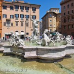 Neptunbrunnen auf dem Piazza Navona in Rom, Gesamtansicht