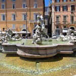 Neptunbrunnen auf dem Piazza Navona in Rom, Gesamtansicht