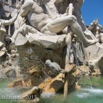 Vierströmebrunnen auf der Piazza Navona in Rom, Ansicht des Sockels