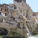 Vierströmebrunnen auf der Piazza Navona in Rom, Ansicht des Sockels