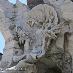 Vierströmebrunnen auf der Piazza Navona in Rom, Ansicht des Sockels