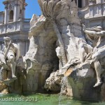 Vierströmebrunnen auf der Piazza Navona in Rom, Ansicht des Sockels