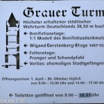 "Grauer Turm" in Fritzlar, höchster noch erhaltener Wehrturm in Deutschland (38 m) zwischen 1238 und 1274 errichtet