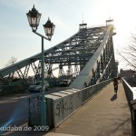 Die über die Elbe führende Brücke "Blaues Wunder" in Dresden (Loschwitzer Brücke) aus den Jahren 1891-1893 von C. Coepke und H. M. Krüger