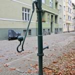 Wasserpumpe bzw. Schwengelpumpe Bredtschneiderstraße in der Nähe des ZOB in Berlin-Charlottenburg