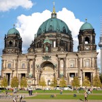 Der Berliner Dom auf der Spreeinsel in Berlin-Mitte, erbaut von Julius Raschdorff in den Jahren 1894 und 1905