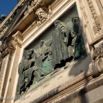 Relief Luther mit Reformatoren an der Westfassade des Berliner Doms auf der Spreeinsel in Berlin-Mitte von Johannes Götz